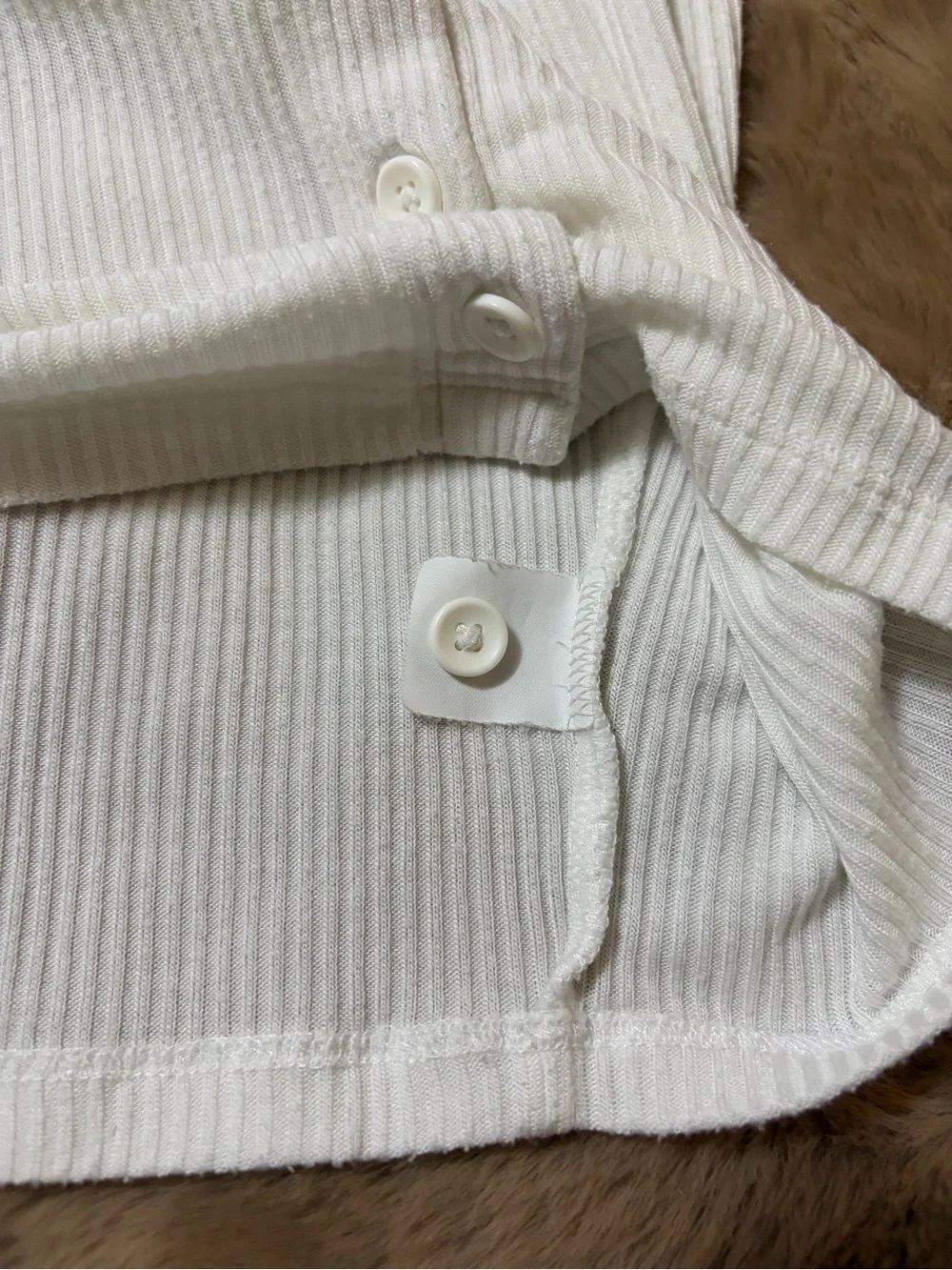 Alo Ribbed Cropped Whisper Cardigan Size Medium